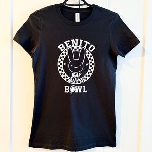 Bad Bunny, T-Shirt, Benito Bowl, Bad Bunny Super Bowl, Football, T-Shirt, L, NEW